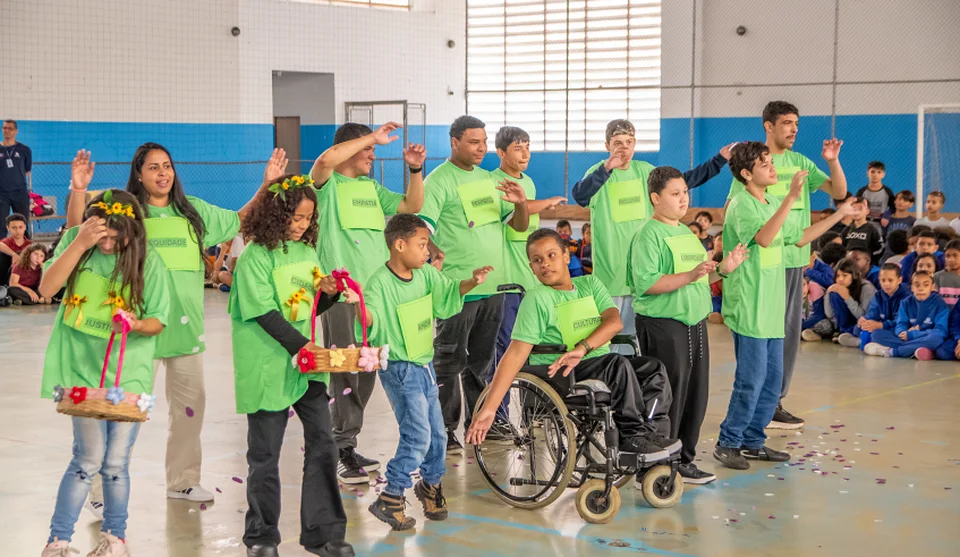 As escolas participantes envolveram o público com suas apresentações. Foto: Divulgação/PMMC