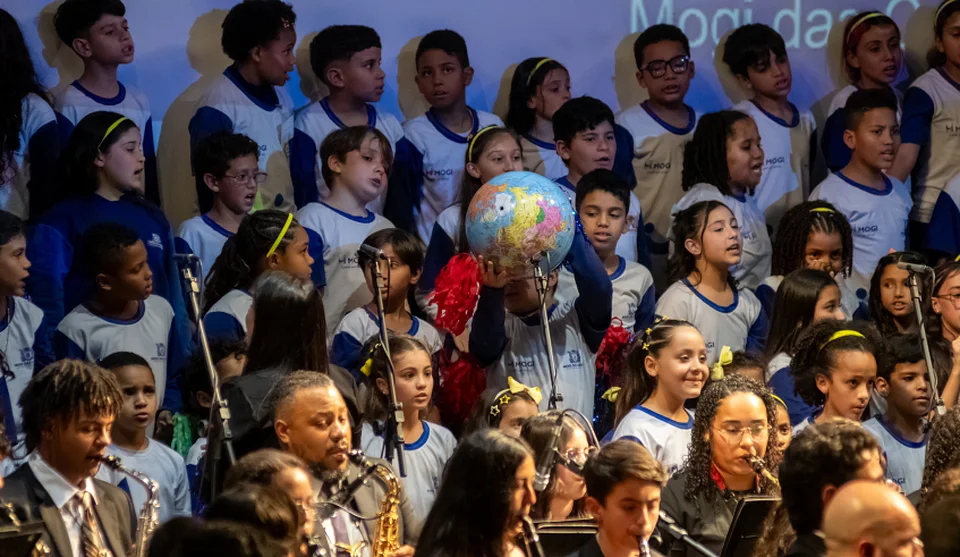 O coral Canarinhos do Itapety foi formado por alunos do Cempre Vereador Ivan Nunes Siqueira, do Oropó, e da EM Profª Apparecida Ferreira Cursino, no Jardim Universo. Foto: Divulgação/PMMC
